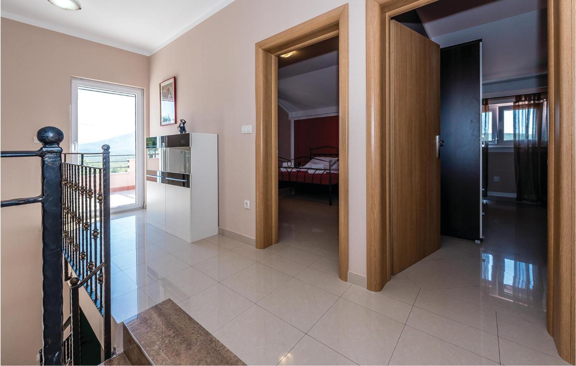 Gorgeous Home In Kijevo With Kitchen Экстерьер фото