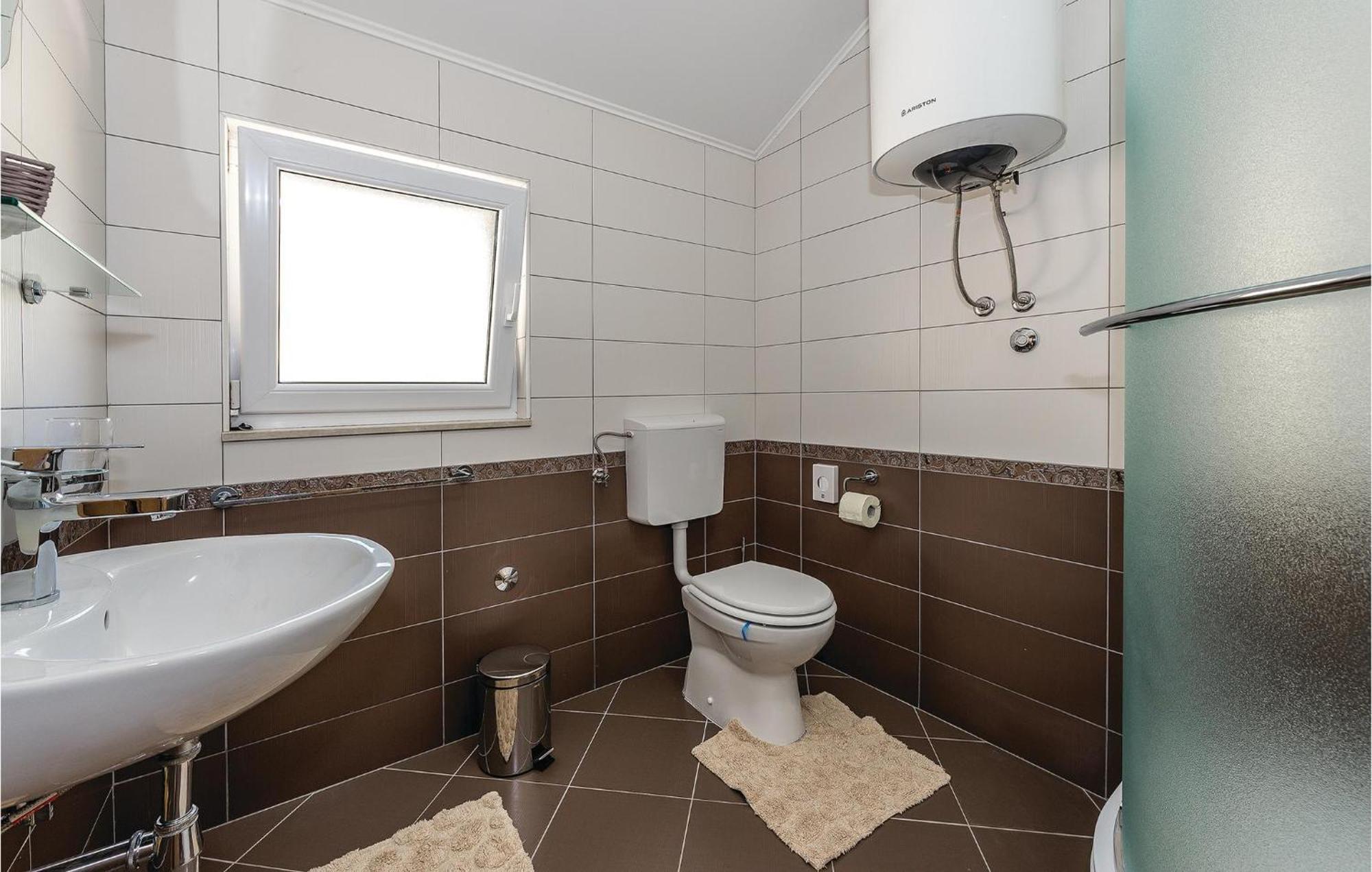 Gorgeous Home In Kijevo With Kitchen Экстерьер фото